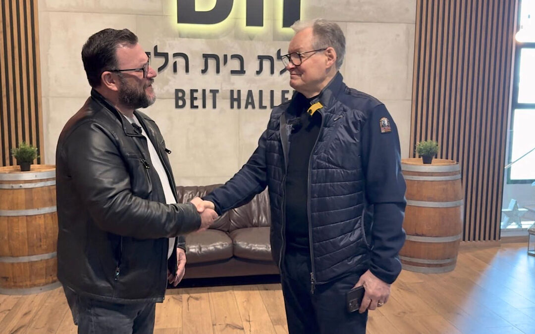 Toivon kirja ylittää rajat – Ukrainasta Israeliin