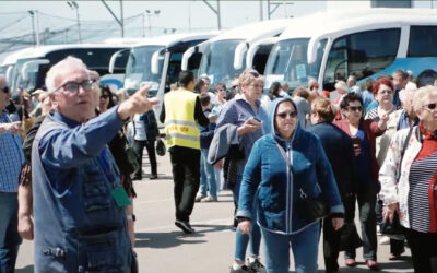 Gospelbussit toivat ilon ja evankeliumin sanoman israelilaisille